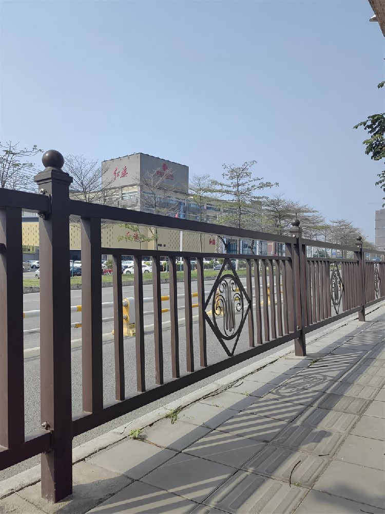 道路护栏15