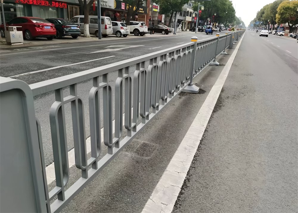 道路护栏17