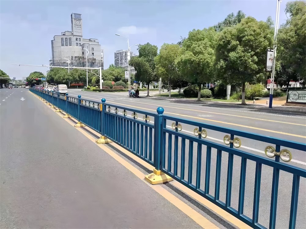 道路护栏24